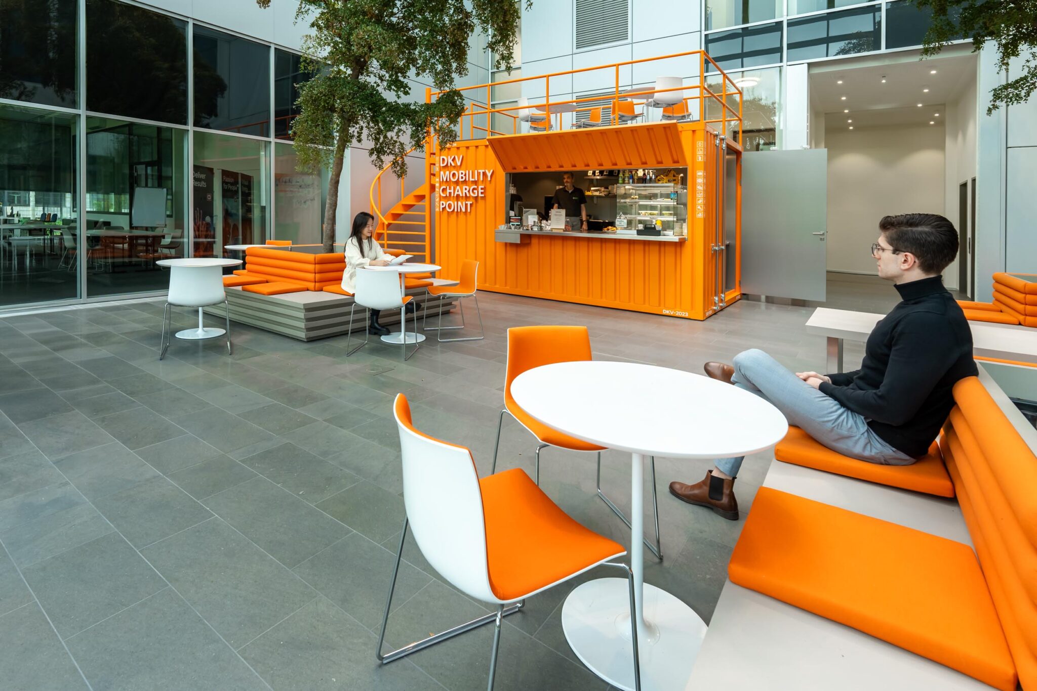 DKV_©ATELIER-BRUECKNER_Josef-Sindelka_036 Interiordesign DKV Besucherzentrum Ratingen 28