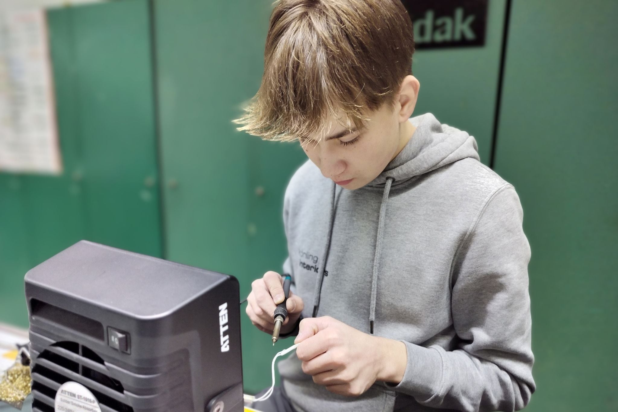 KoerlingInteriors_Team_Arbeitsalltag_Olsberg_Elektriker Ausbildung