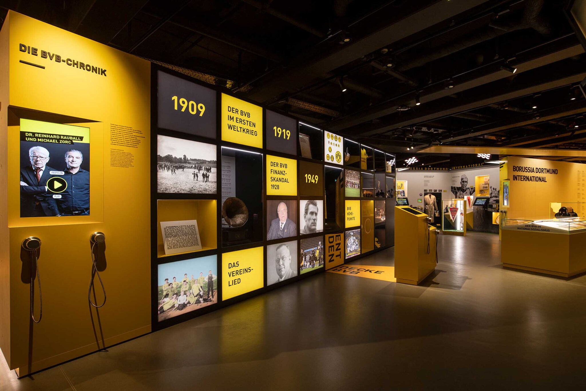 BVB Borusseum - Borussia Museum Dortmund BVB-Chronik