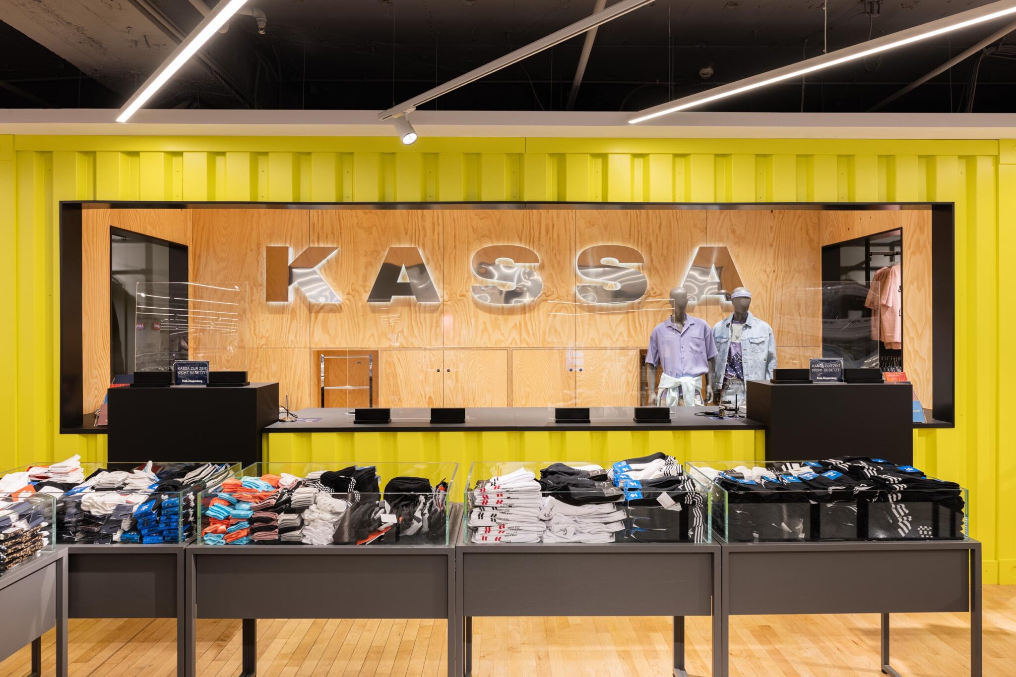 P&C_Ladenbau_Shop Fitting_Wien_9 Peek & Cloppenburg - Filiale Wien - Kassenbereich